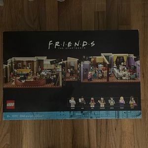 LEGO 10292    FRIENDS The Apartments Factory Sealed. Never Opened